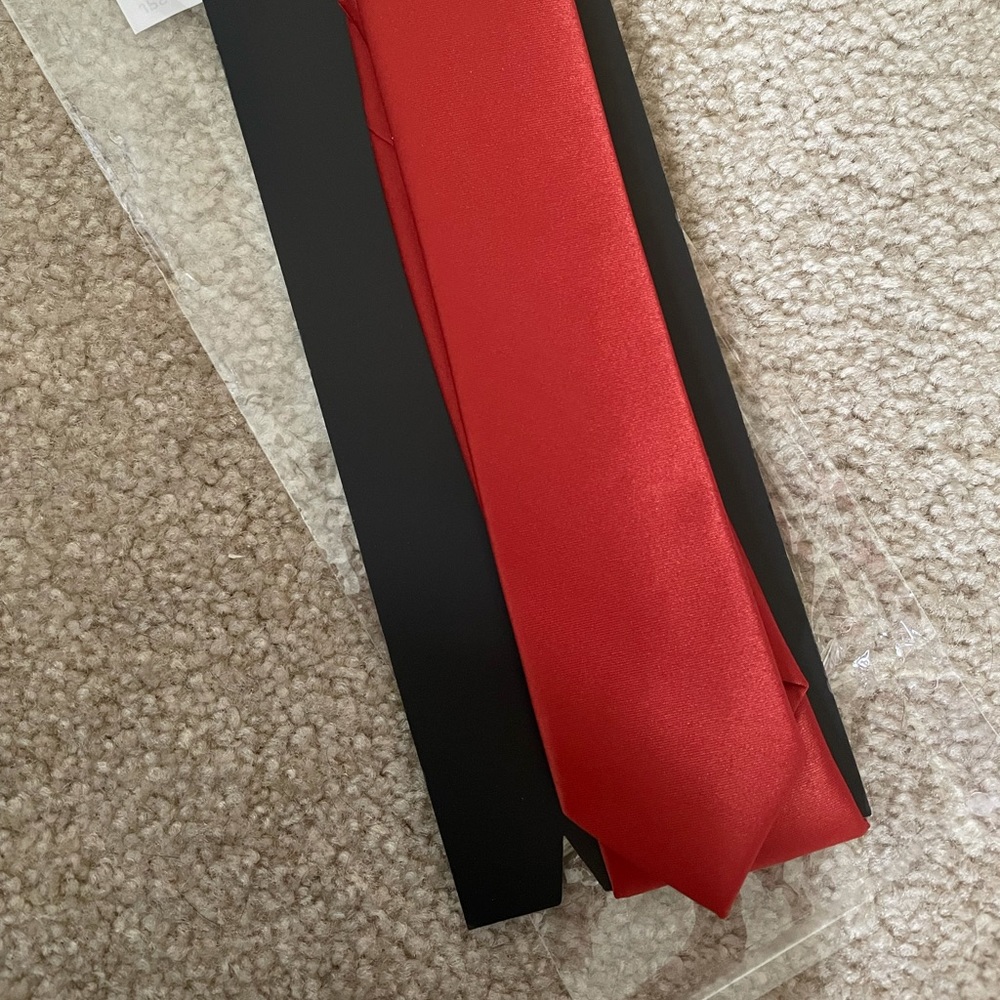 Brand New Never Worn Mens Tie - Rust/Burnt Orange